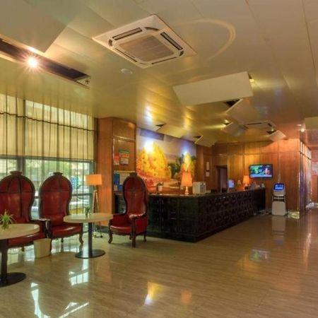 Greentree Inn Huzhou South Street Chaoyin Bridge Business Hotel Exterior photo
