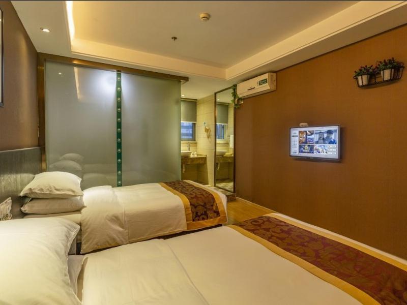 Greentree Inn Huzhou South Street Chaoyin Bridge Business Hotel Exterior photo
