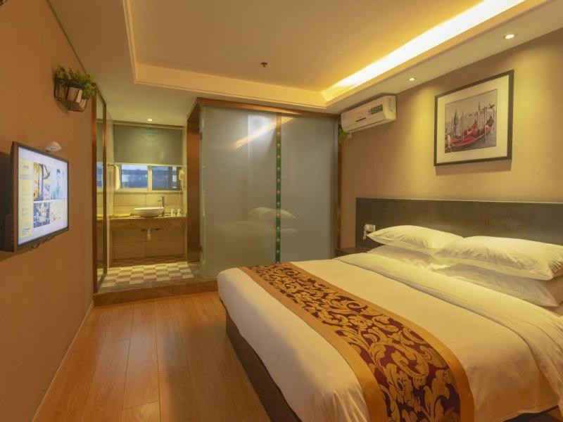 Greentree Inn Huzhou South Street Chaoyin Bridge Business Hotel Exterior photo