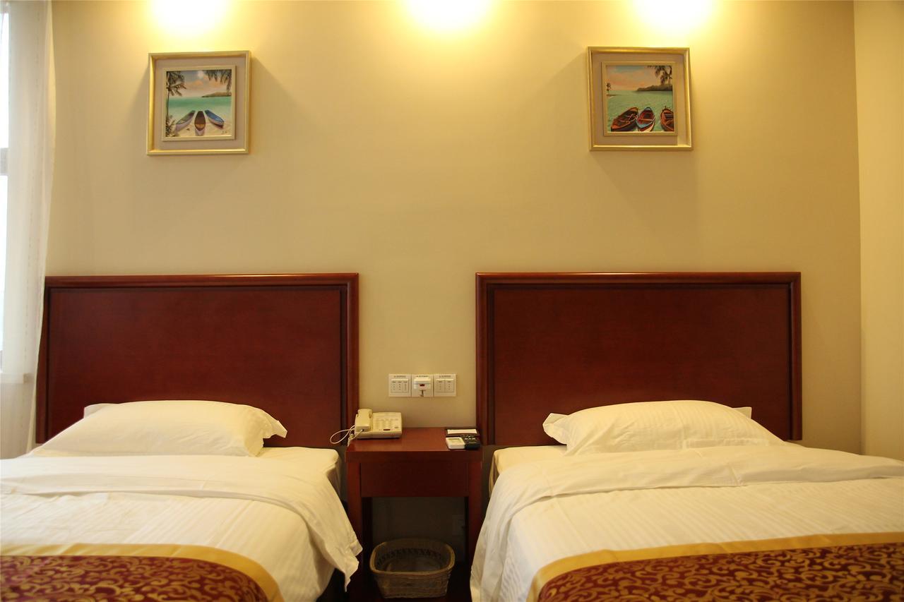 Greentree Inn Huzhou South Street Chaoyin Bridge Business Hotel Exterior photo