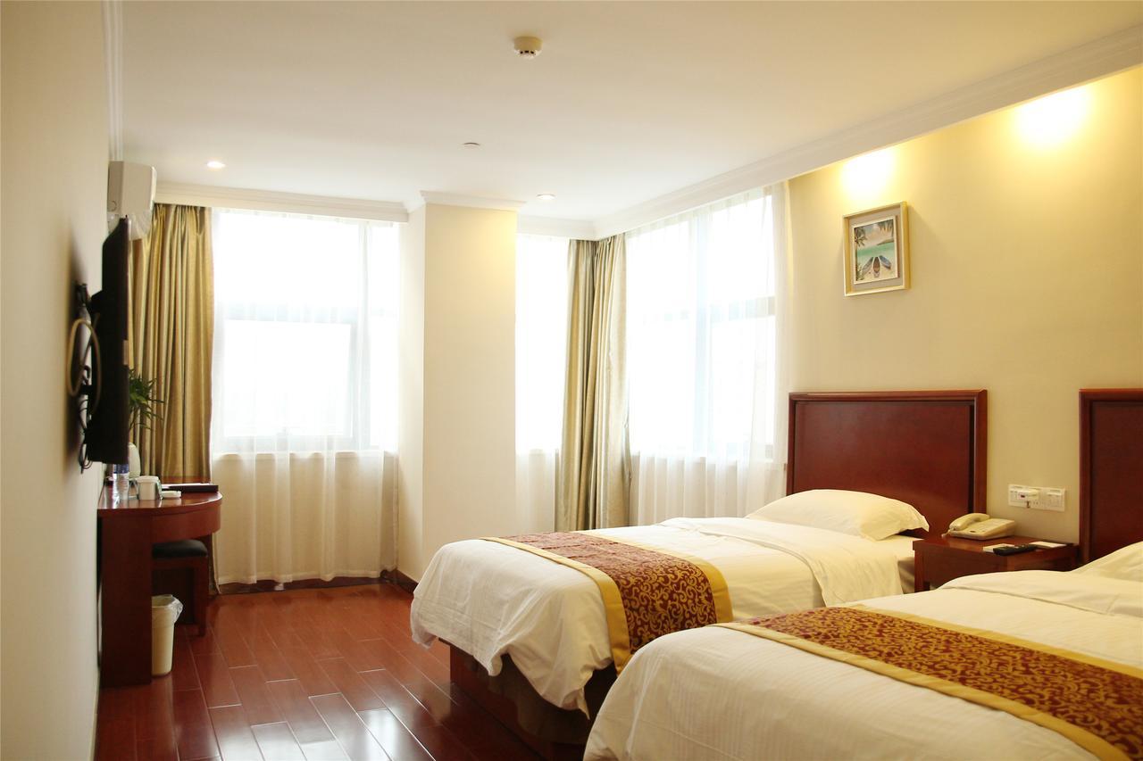 Greentree Inn Huzhou South Street Chaoyin Bridge Business Hotel Exterior photo